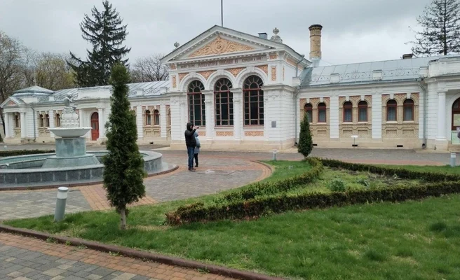 bezopasnost semeynogo otdyha v kmv