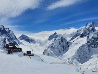 ekstremalnyy turizm na kmv pokorenie vershin i pescher