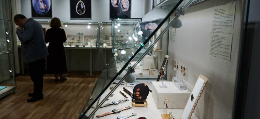 muzei i vystavki kmv hraniteli istorii i prityagatelnye mesta dlya turistov