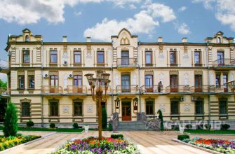 spetsialnye predlozheniya dlya pozhilyh turistov v sanatoriyah kmv