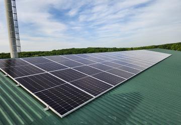 vnedrenie solnechnyh batarey v gostinitsah kmv ekonomiya i ekologichnost